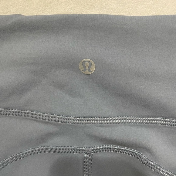 Lululemon Invigorate High Rise Tights Leggings 25” With Pockets Chambray Size 2 - Picture 8 of 12